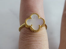 Load image into Gallery viewer, Womens Sterling Silver Gold Tone 4 Leaf Clover Ring 1.9g E7029
