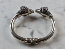 Load image into Gallery viewer, Womens Vintage Estate Sterling Silver Rams Head Hinged Cuff Bracelet 48.8g E702