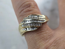 Load image into Gallery viewer, Womens Vintage Estate 10K Yellow Gold Modernist Diamond Ring 4.0g E7034