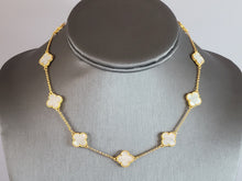 Load image into Gallery viewer, Womens Sterling Silver Gold Tone 4 Leaf Clover Necklace 8.5g E7037