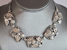 Load image into Gallery viewer, Womens Vintage Estate Sterling Silver Floral Filigree Bib Necklace 30.5g E7041