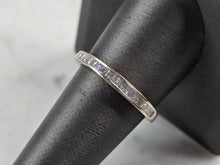 Load image into Gallery viewer, Womens Vintage Estate 14k White Gold Diamond Ring 2.4g #E7047