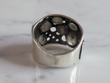 Load image into Gallery viewer, Womens Vintage Estate Sterling Silver Modernist Lapis Ring 5.9g E7049