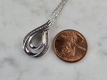 Load image into Gallery viewer, Womens Vintage Sterling Silver Diamond Tear Drop Pendant Necklace 3.4g E7062
