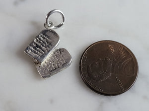 Sterling Silver Jewish Catholic Religious Ten Commandments Pendant 2.6g E7076
