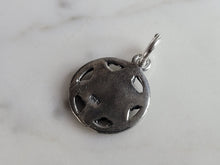 Load image into Gallery viewer, Vintage Sterling Silver Jewish Judaica Star of David Torah Pendant 2.0g E7077