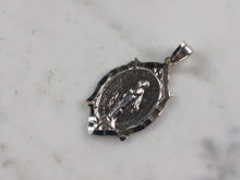 Load image into Gallery viewer, Womens Sterling Silver Virgin Mary Pendant Necklace 4.3g E7090