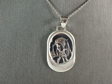 Load image into Gallery viewer, Womens Sterling Silver Virgin Mary Pendant Necklace 6.0g E7091
