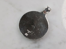Load image into Gallery viewer, Womens Sterling Silver Jesus Pendant Necklace 9.6g E7092