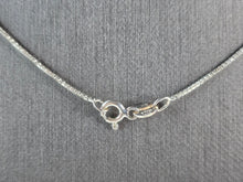 Load image into Gallery viewer, Womens Vintage Estate Sterling Silver Necklace Grandma Locket 14.2g E7104