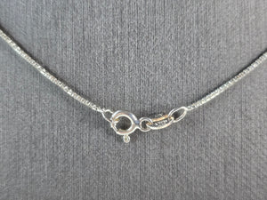Womens Vintage Estate Sterling Silver Necklace Grandma Locket 14.2g E7104