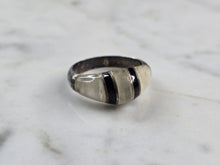 Load image into Gallery viewer, Womens Vintage Estate Sterling Silver Modernist Ring 3.2g E7109