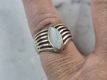 Load image into Gallery viewer, Womens Vintage Estate Sterling Silver Modernist Ring 5.1g E7114