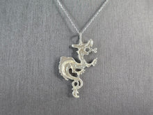 Load image into Gallery viewer, Womens Vintage Estate Sterling Silver Dragon Pendant Necklace 6.0g E7116