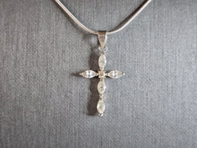 Load image into Gallery viewer, Womens Vintage Estate Sterling Silver Religious Cross Necklace 6.7g E7119