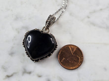 Load image into Gallery viewer, Womens Estate Sterling Silver Onyx Heart Pendant Necklace 10.9g E7119