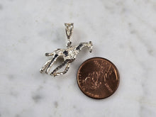 Load image into Gallery viewer, Womens Vintage Estate Sterling Silver Giraffe Pendant 2.7g E7122