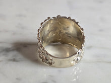 Load image into Gallery viewer, Womens Vintage Estate Sterling Silver Modernist Ring 8.8g E7124