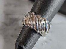 Load image into Gallery viewer, Womens Vintage Estate Sterling Silver Modernist Ring 7.4g E7125