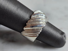 Load image into Gallery viewer, Womens Vintage Estate Sterling Silver Modernist Ring 7.4g E7125