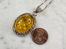 Load image into Gallery viewer, Womens Vintage Estate Sterling Silver Modernist Pendant Necklace 13.1g E7129