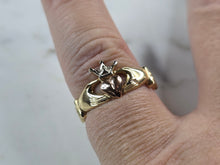 Load image into Gallery viewer, Womens Vintage Estate 14k Gold Irish Claddagh Michael Anthony Ring 2.7g #E7150