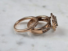 Load image into Gallery viewer, Exquisite Womens Vintage Estate 14K Rose Gold Diamond Ring Set 7.2g E7157