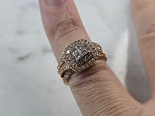 Load image into Gallery viewer, Exquisite Womens Vintage Estate 14K Rose Gold Diamond Ring Set 7.2g E7157