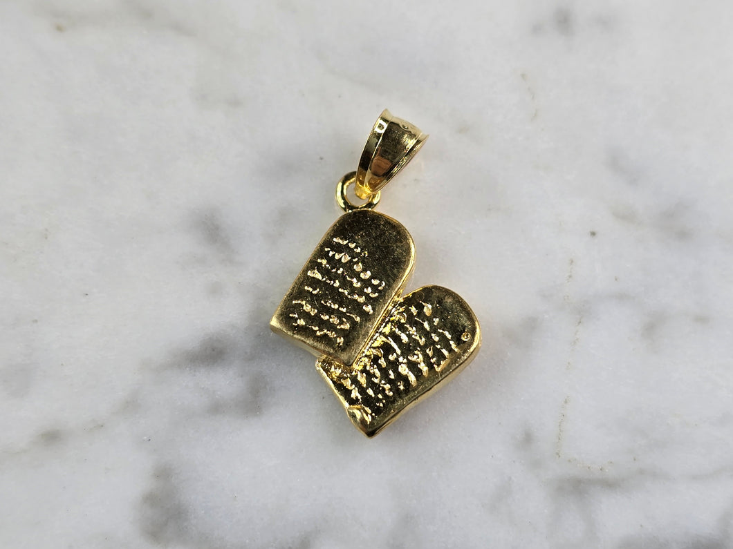 Sterling Silver GT Jewish Catholic Religious Ten Commandments Pendant 2.2g E7159