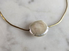 Load image into Gallery viewer, Womens Vintage Sterling Silver Gold Tone Abalone MOP Bracelet 1.8g E7168