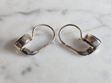 Load image into Gallery viewer, Womens Vintage Estate Sterling Silver Modernist Earrings 2.5g E7184