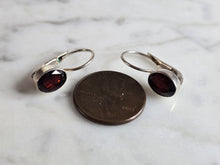 Load image into Gallery viewer, Womens Vintage Estate Sterling Silver Modernist Earrings 2.5g E7184