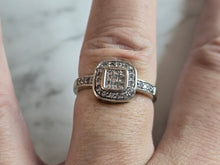 Load image into Gallery viewer, Womens Estate 14K White Gold Diamond Cluster Ring 3.9g E7188