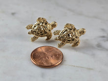 Load image into Gallery viewer, Womens Vintage Estate 14K Yellow Gold Sea Turtle Stud Earrings 5.7g E7200