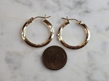 Load image into Gallery viewer, Womens Vintage Estate Sterling Silver Gold Tone Hoop Earrings 1.5g E7202