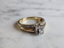 Load image into Gallery viewer, Womens Vintage Estate 10K Gold Diamond Cluster Ring 4.1g #E7211