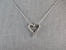 Load image into Gallery viewer, Womens Vintage Estate 10k White Gold Diamond Heart Pendant Necklace 1.4g  E7213