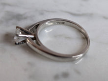 Load image into Gallery viewer, Womens Vintage Estate Platinum Diamond Ring, 4.3g E7221