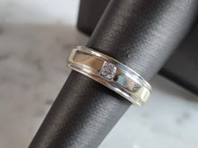 Load image into Gallery viewer, Womens Vintage Estate 14K Yellow Gold Diamond Ring, 7.5g E7226