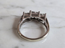 Load image into Gallery viewer, Womens Vintage Estate 14K White Gold Diamond Ring 5.2g E7227