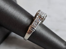 Load image into Gallery viewer, Womens Vintage Estate Platinum Diamond Ring, 8.6g E7228