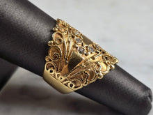 Load image into Gallery viewer, Womens Vintage Estate 14K Yellow Gold Diamond Cigar Band Ring 10.0g E7234