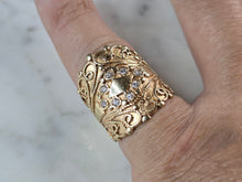 Load image into Gallery viewer, Womens Vintage Estate 14K Yellow Gold Diamond Cigar Band Ring 10.0g E7234
