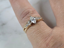Load image into Gallery viewer, Womens Vintage Estate 14K Yellow Gold MagicGlo Diamond Ring 6.6g E7237