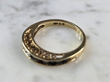 Load image into Gallery viewer, Womens Vintage Estate 10k Yellow Gold Sapphire Diamond Ring 3.5g E7244