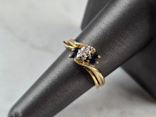 Load image into Gallery viewer, Womens Vintage Estate 10K Yellow Gold Diamond Sapphire Ring Set 4.4g E7248