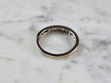 Load image into Gallery viewer, Womens Vintage Estate 14K White Gold Diamond Ring 2.0g #E7250