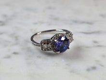 Load image into Gallery viewer, Womens Vintage Estate Sterling Silver Tanzanite Ring 2.9g E7265