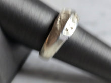 Load image into Gallery viewer, Womens Vintage Estate Sterling Silver Modernist CZ Ring 6.5g E7270
