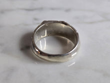 Load image into Gallery viewer, Womens Vintage Estate Sterling Silver Modernist Ring 5.1g E7271